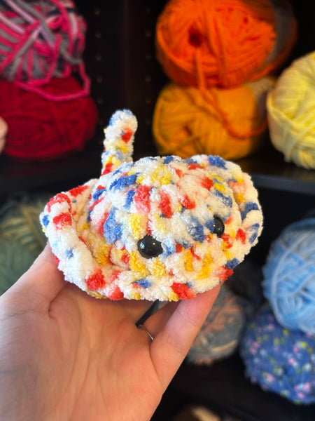 Pocket Stingray Crochet Plushie - Wonderbread