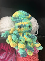 Baby Squid Crochet Plushie - Spring