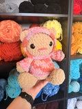 Hoodie Bear Crochet Plushie - Dried Flowers Hoodie