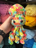 Baby Squid Crochet Plushie - Daisy Chain
